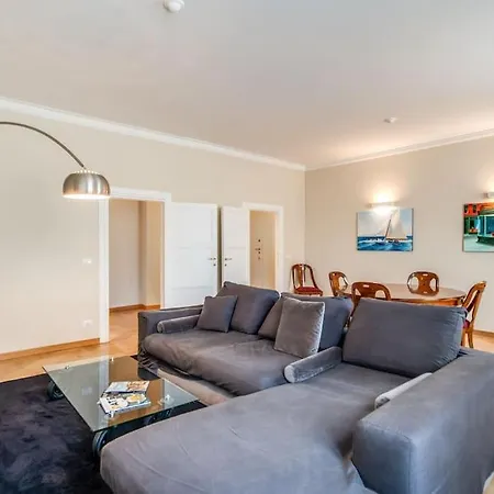 Borgo Vittorio 2 Bdr 2 Bath St Peter's