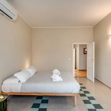 아파트 Borgo Vittorio 2 Bdr 2 Bath St Peter's 로마