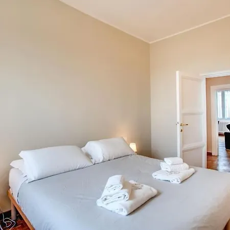 Borgo Vittorio 2 Bdr 2 Bath St Peter's 아파트 로마